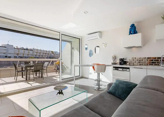 Hébergement de vacances Pleasure Héliopolis Terrasse- à 3 Min De La *